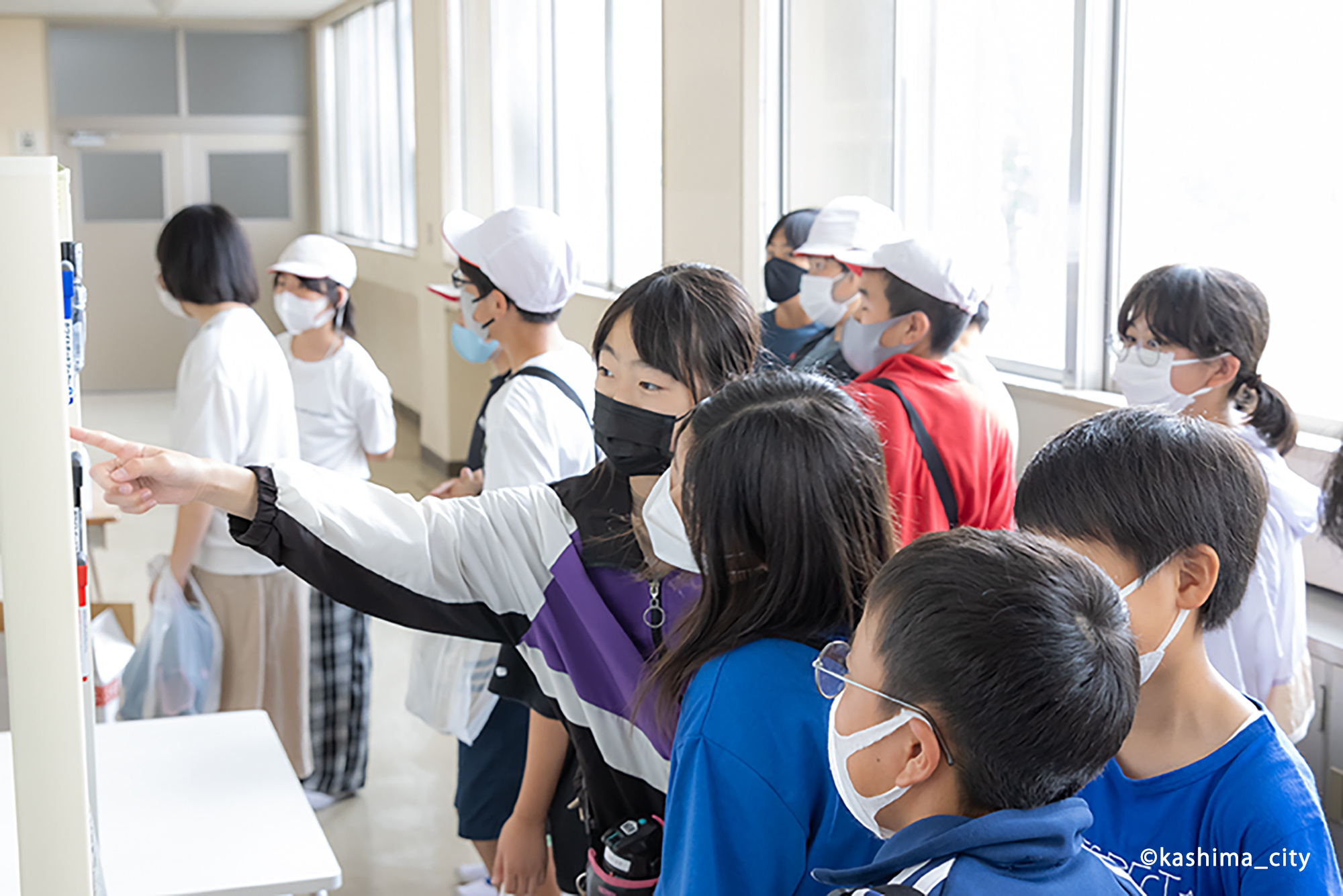 校内見学の様子