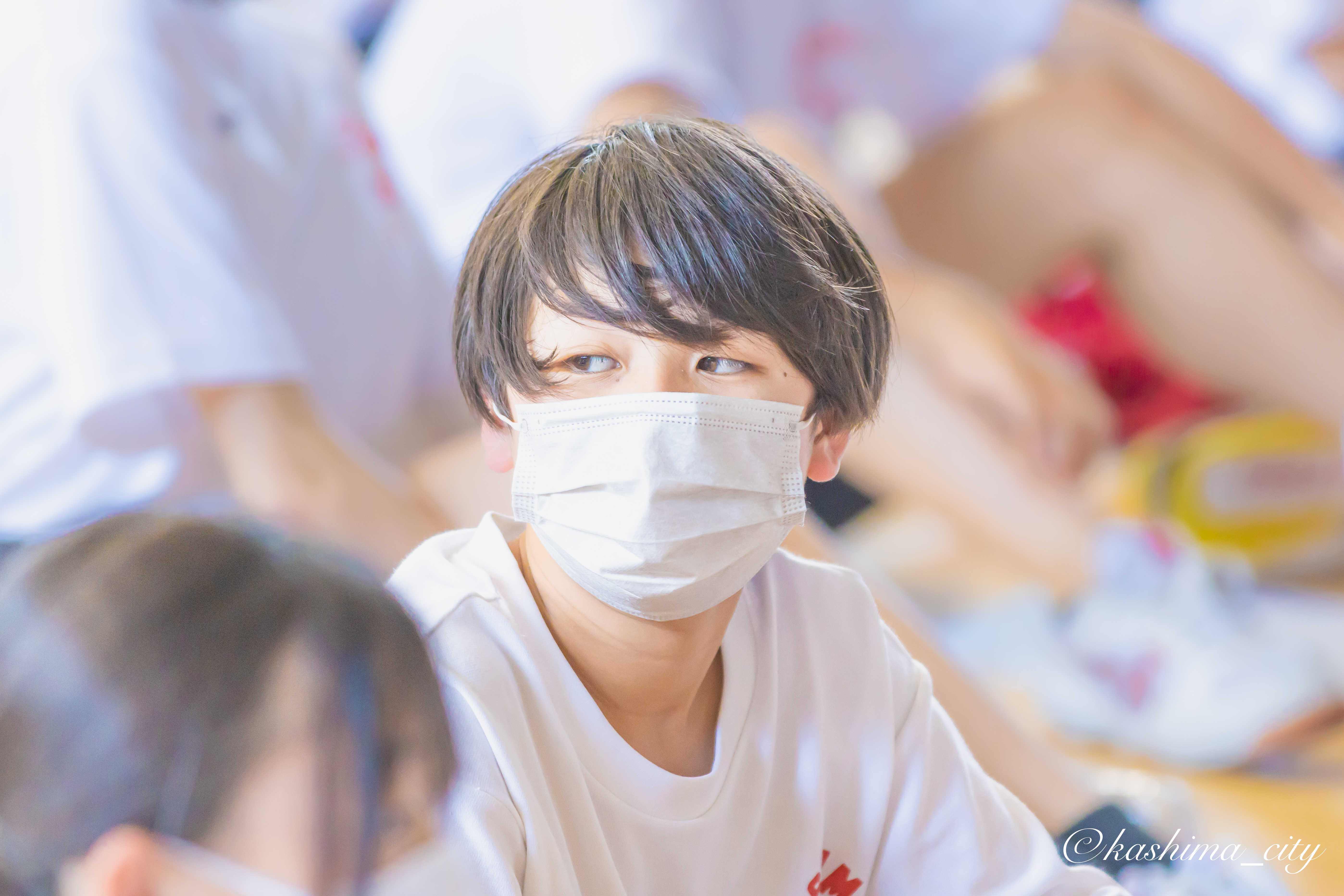 講義を聞く男子生徒③