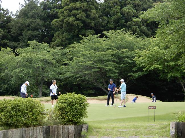 プレー前の練習風景その1.