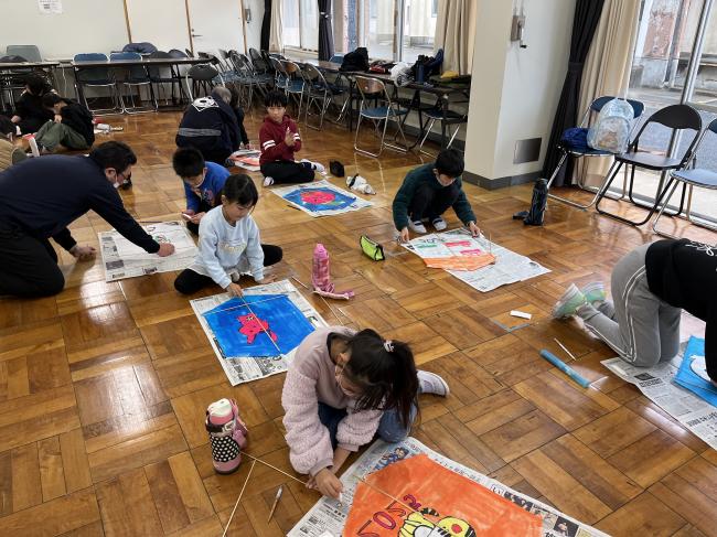 凧づくり・凧あげ大会