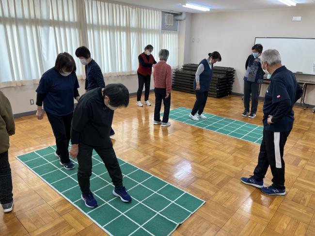 スクエアステップ